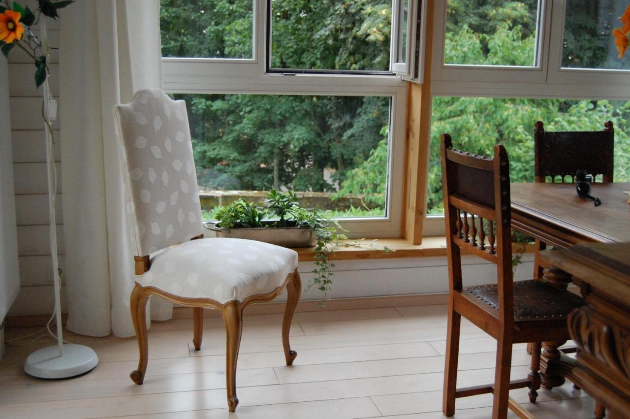 A L'Oree Du Parc Bed & Breakfast เบอซองซง ภายนอก รูปภาพ